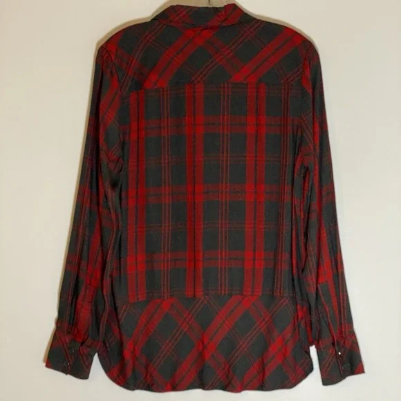 Cabi Top Womens Medium Red Black Plaid 1/2 Button Up Blouse Hi Low Festive Boho - Picture 14 of 16